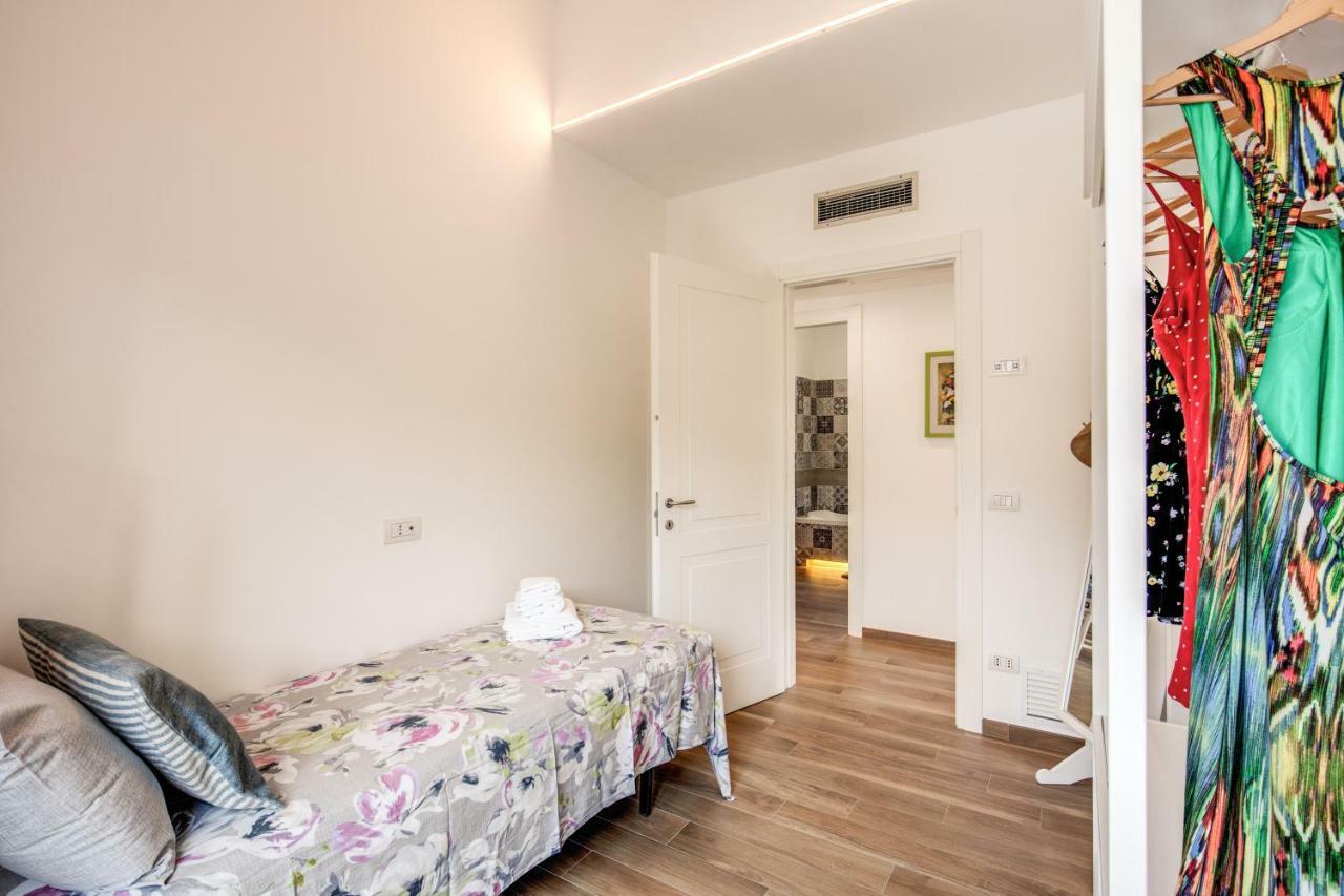 Chez Carme' Apartment ซอร์เรนโต ภายนอก รูปภาพ