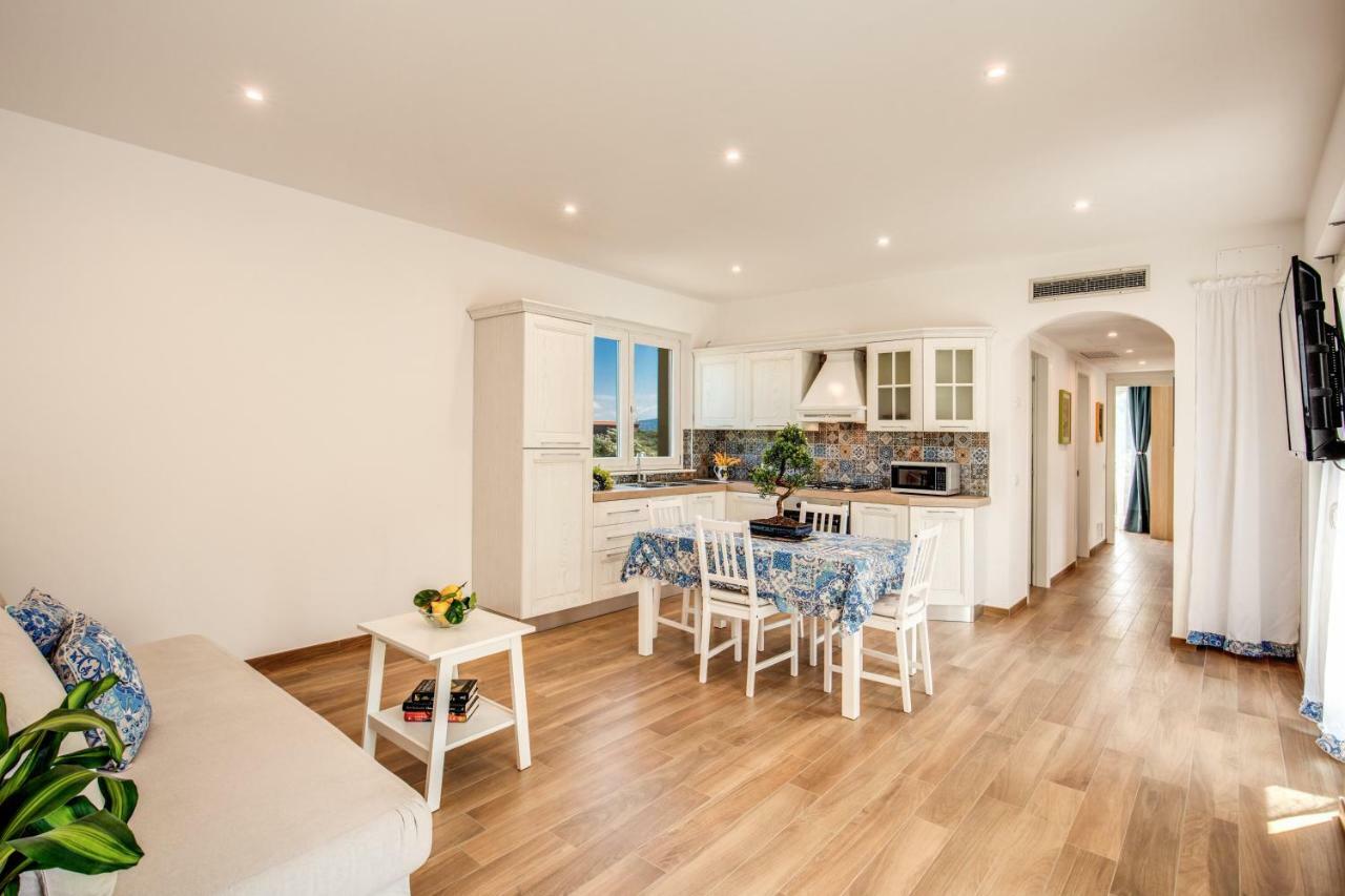Chez Carme' Apartment ซอร์เรนโต ภายนอก รูปภาพ