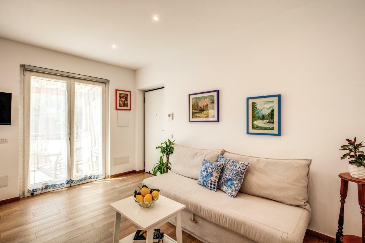Chez Carme' Apartment ซอร์เรนโต ภายนอก รูปภาพ
